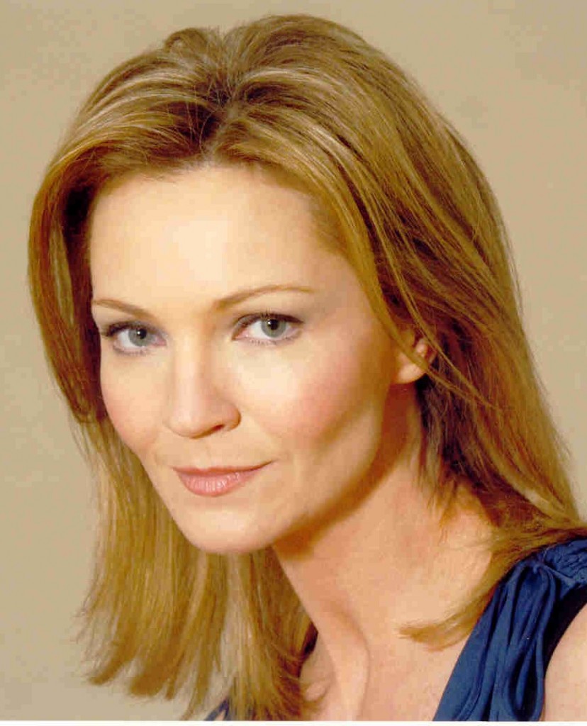 joan-allen-new-828x1024