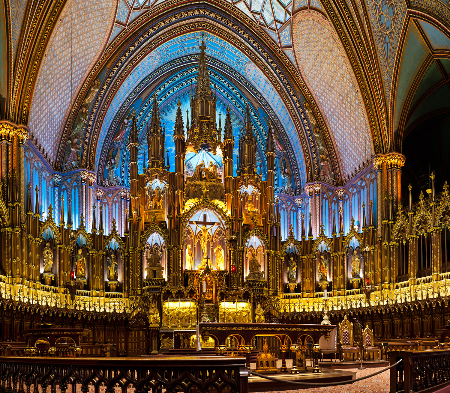 the-notre-dame-basilica-montreal