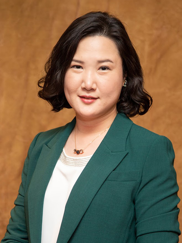 Professor Eunju Rho